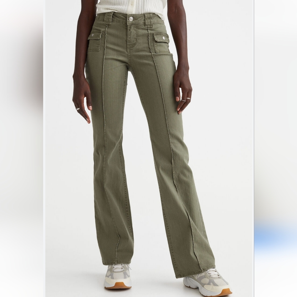 Twill Cargo Divided